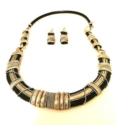 Handmade Set of Necklace Earrings Silver Black Vintage Jewelry