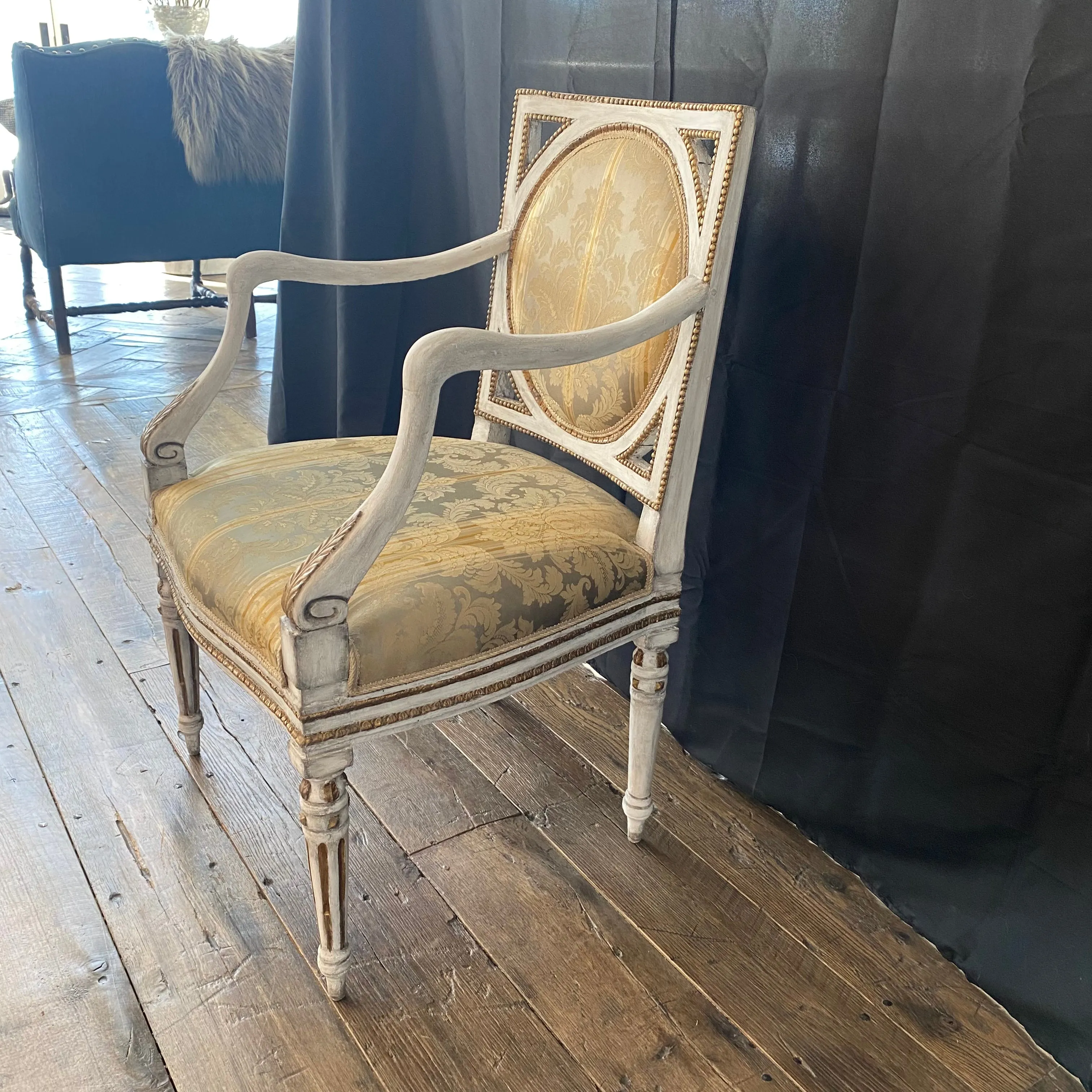 Italian 18th Century Neoclassical Salon Set: Sofa and Pair of Fauteuils or Armchairs Set Louis XVI Style - Museum Quality