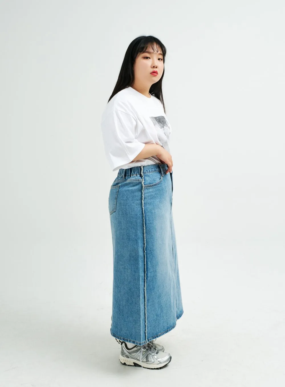 Plus Reverse Stitch Bleached Denim Maxi Skirt IY24